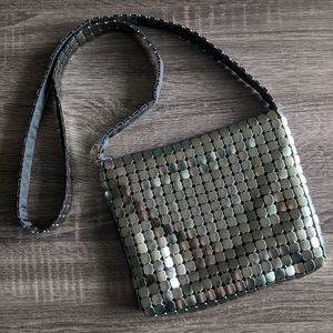 Unique vintage silver metal sequin purse